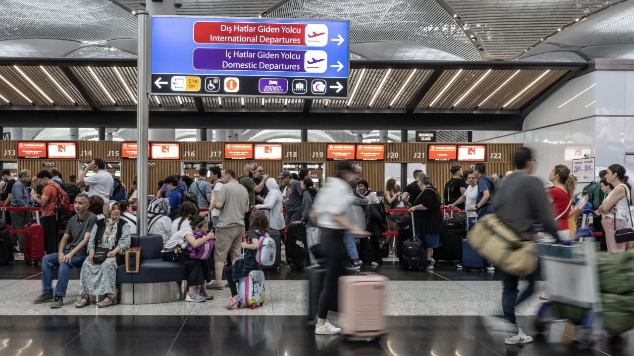 AJet'ten 849 TL'ye İndirimli Bilet Kampanyası