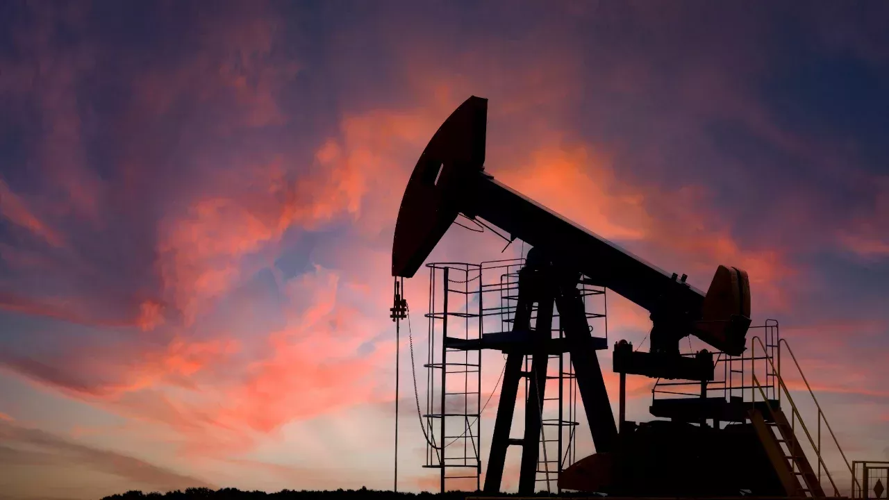 Savaşın 4 Haftalık Bilançosu: Petrol Yüzde 45 Yükseldi