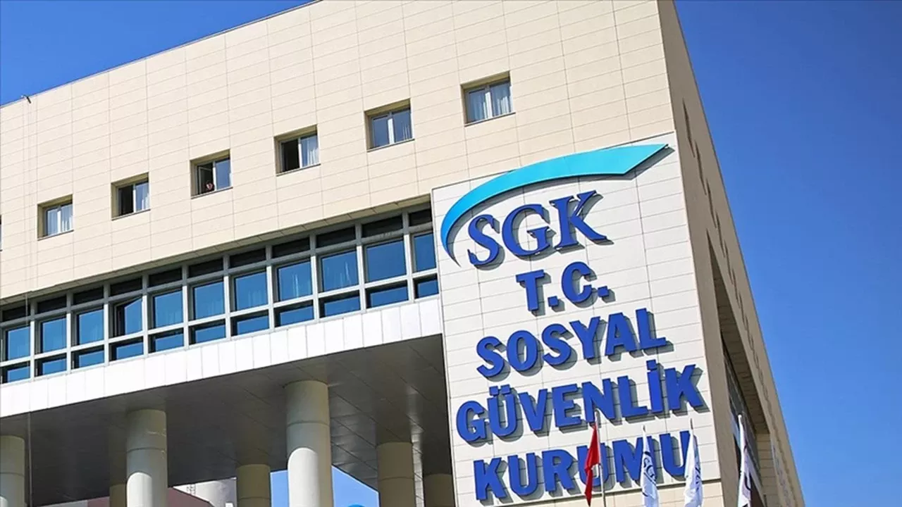 SGK’dan “650 Bin Emeklilik İptali” İddiasına Yalanlama