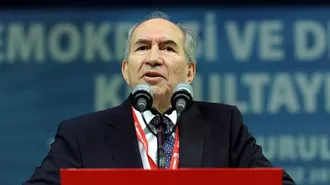 CHP'nin Eski Genel Başkanı Altan Öymen Hayatını Kaybetti