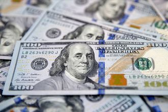 Commerzbank’tan Dolar/TL Tahmini: Kurda 44 Seviyesi Görülebilir