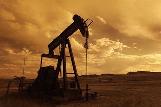 Analistler: Petrolde Eski Fiyatlara Dönüş Olmaz