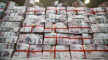 Bütçe Nisan Ayında da Açık Verdi