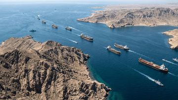 İran, Hürmüz Boğazı'nı Yeniden Kapattı