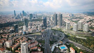 İstanbul'da 4 Kişilik Ailenin Yaşam Maliyeti 100 Bin TL'ye Dayandı