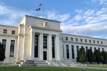 ABD Hazine Bakanı Bessent, Fed Başkanlığı İçin James Bullard ile Görüştü