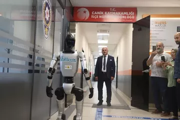 Festman Canik: Türkiye’de Nüfusa Kaydedilen İlk Robot