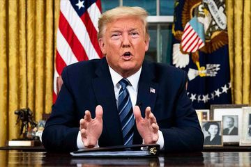 Trump, Güney Kore'ye Yönelik Tarifeleri Artırdı