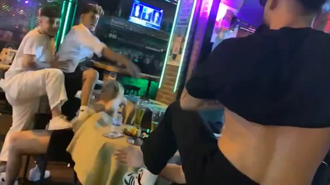 marmaris tepki çeken dans