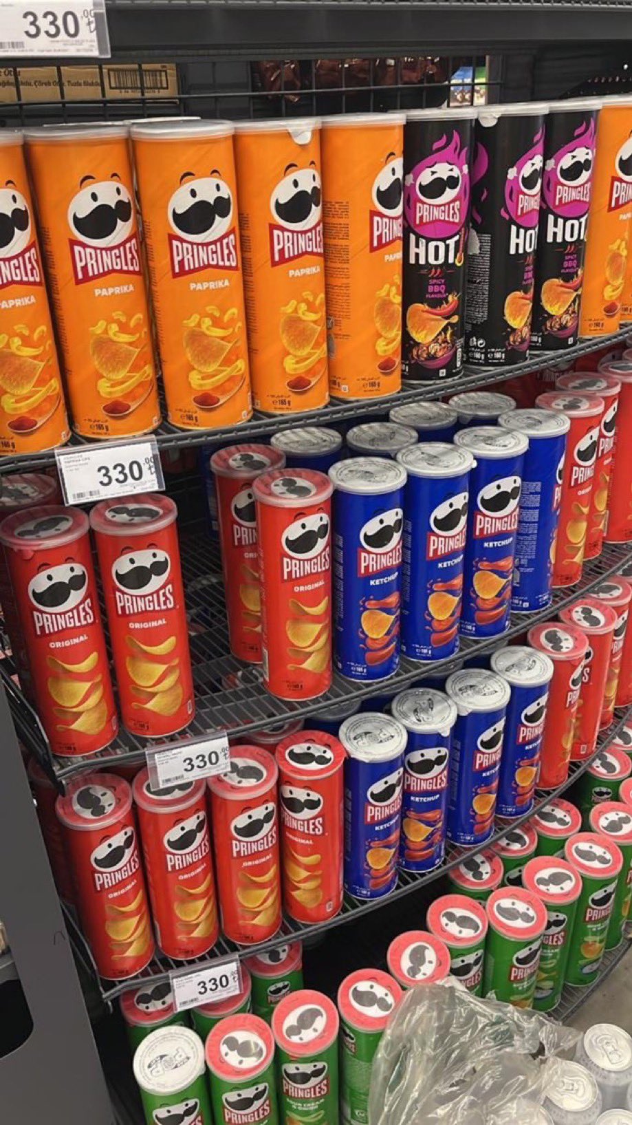 Pringles Türkiye’de 330 liradan satışa sunuldu