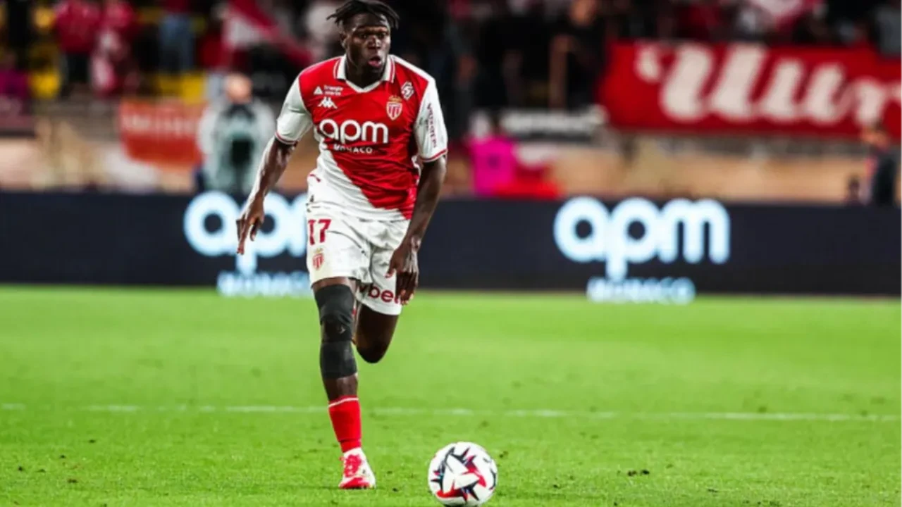 Wilfried Singo, Galatasaray için İstanbul'a geliyor