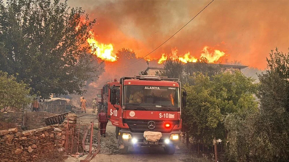 alanya'da orman yangını