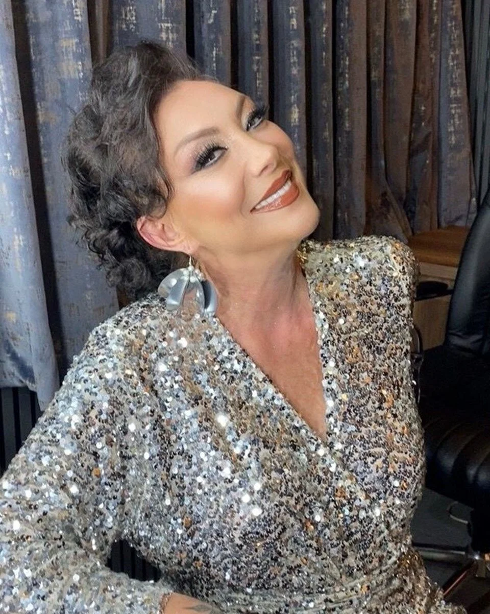 Ünlü Sanatçı Güllü Hayatını Kaybetti