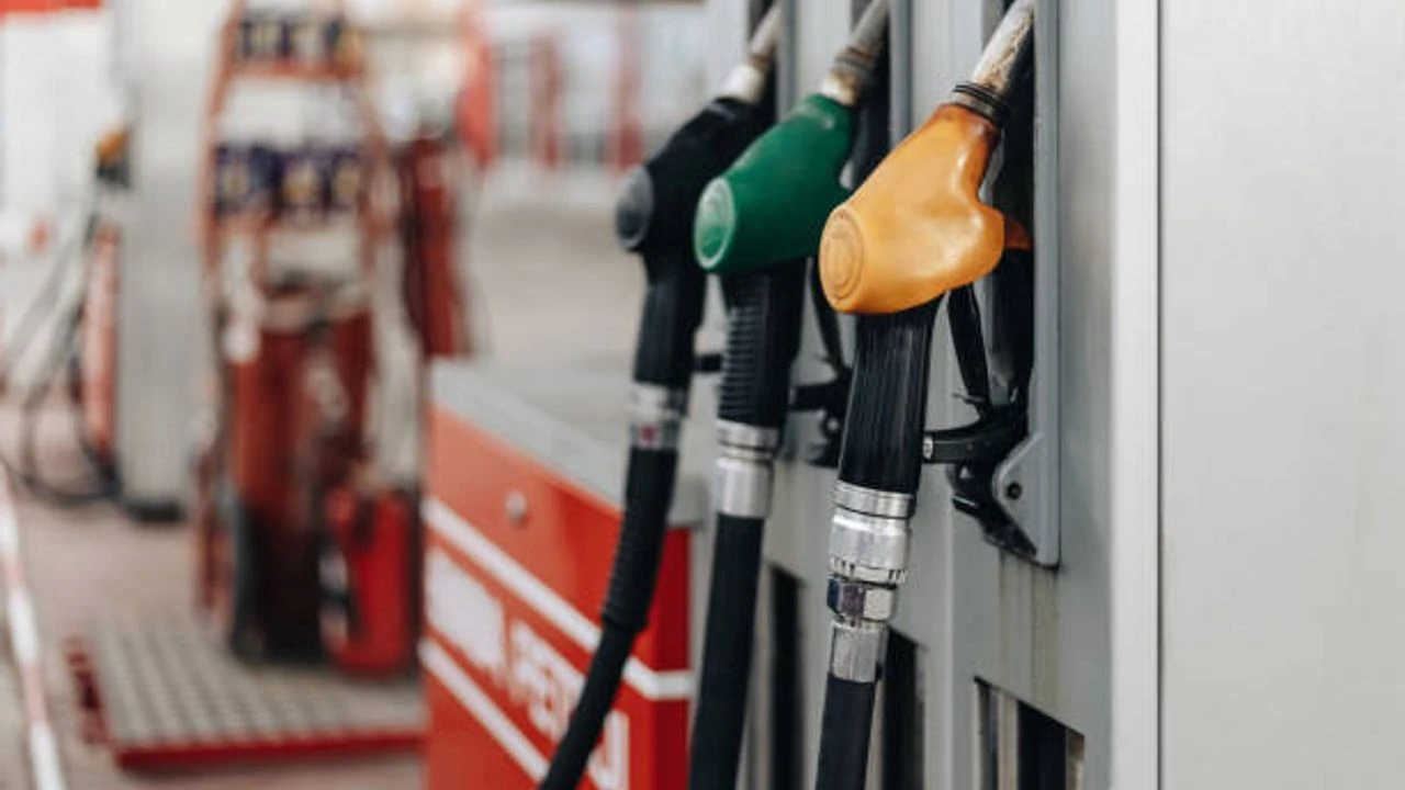 Akaryakıta Zam Bekleniyor: 1 Ekim 2025 Güncel Benzin, Motorin ve LPG Fiyatları