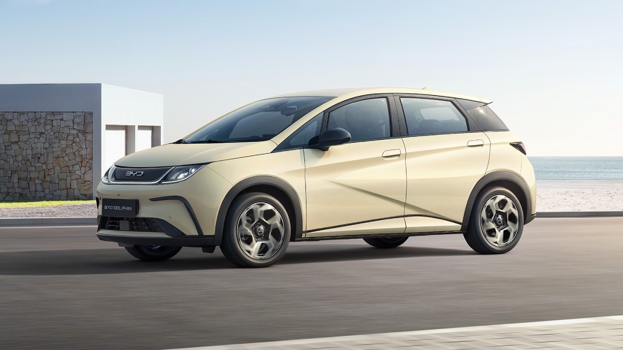 BYD Dolphin 2025