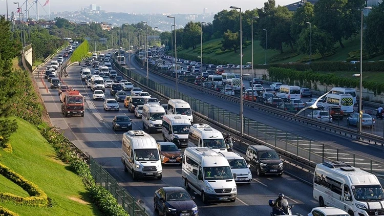 İstanbul’da Trafiğe Kapalı Yollar 12 Ekim 2025 Pazar: İstanbul'da Hangi Yollar Kapalı, Alternatif Güzergahlar Neler?