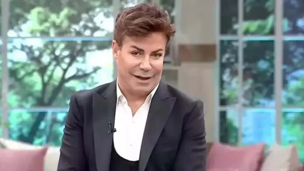 Fatih Ürek Kalp Krizi Geçirdi! Yoğun Bakımda Tedavisi Devam Ediyor