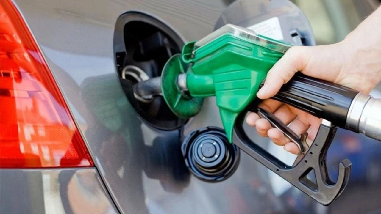 Akaryakıt Fiyatlarında Son Durum: 19 Ekim 2025 Güncel Benzin, Motorin ve LPG Fiyatları