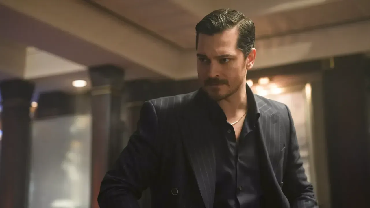 Dizilerde Başrol Oynayan Oyuncuların Aldığı Ücretler 2025: Hangi Oyuncu Ne Kadar Kazanıyor, En Çok Kazanan Oyuncu Kim?