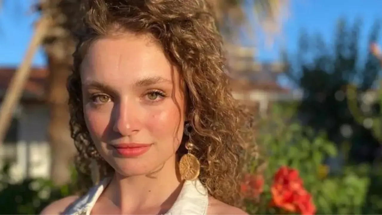 Dizilerde Başrol Oynayan Oyuncuların Aldığı Ücretler 2025: Hangi Oyuncu Ne Kadar Kazanıyor, En Çok Kazanan Oyuncu Kim?