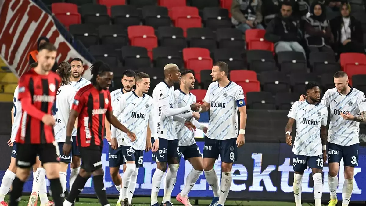 Gaziantep FK - Fenerbahçe Maçı Şifresiz mi? Gaziantep FK - Fenerbahçe Maçı Ne Zaman, Saat Kaçta, Hangi Kanalda? Muhtemel 11’ler Belli Oldu!