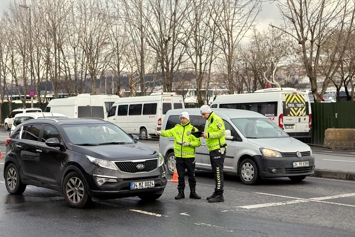 29 Ekim İstanbul Trafiğe Kapalı Yollar ve Alternatif Güzergahlar: 29 Ekim Kutlamaları Nedeniyle İstanbul’da Hangi Yollar Kapalı?