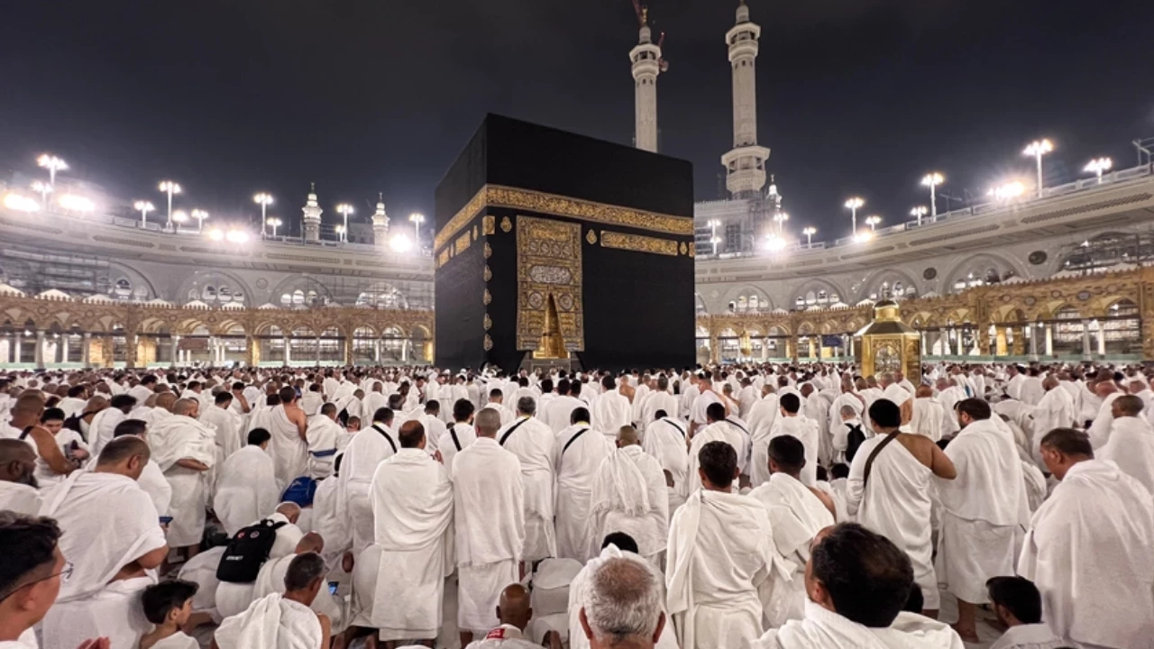 Hac Kurası Ne Zaman, Saat Kaçta Çekilecek? 2026 Diyanet Takvimi Belli Oldu