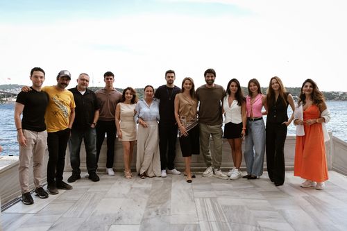 Bereketli Topraklar Oyuncuları Kimler?