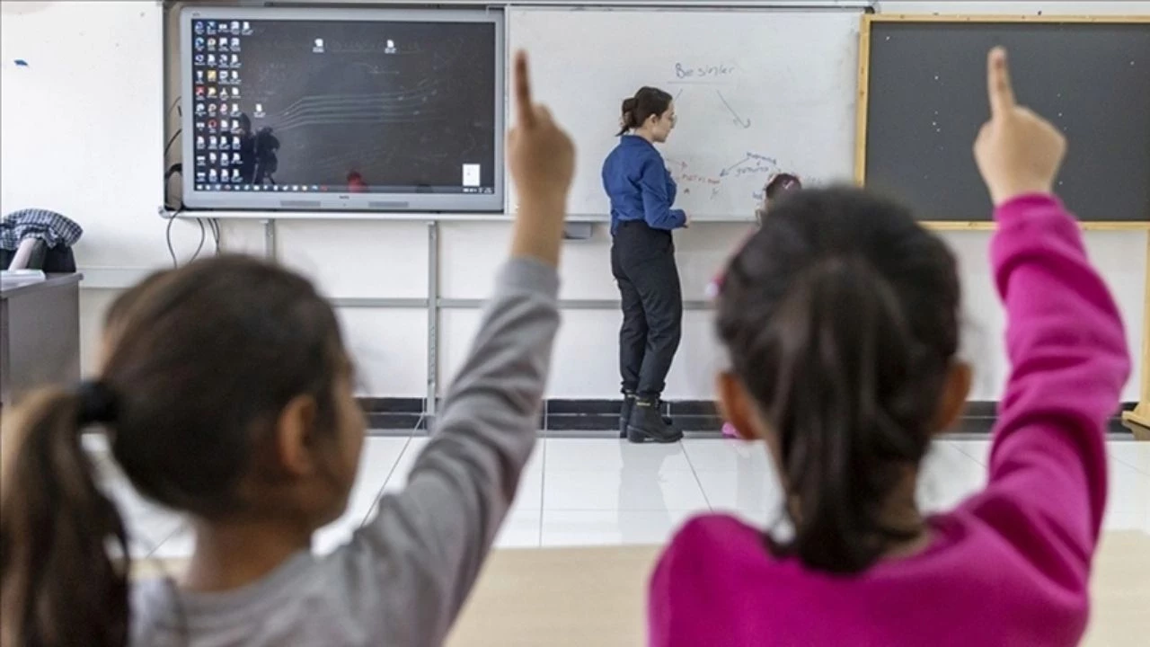 15 Bin Sözleşmeli Öğretmen Tercih Takvimi 2025: Öğretmen Tercihleri Ne Zaman Başlıyor, Atama Ne Zaman Yapılacak?