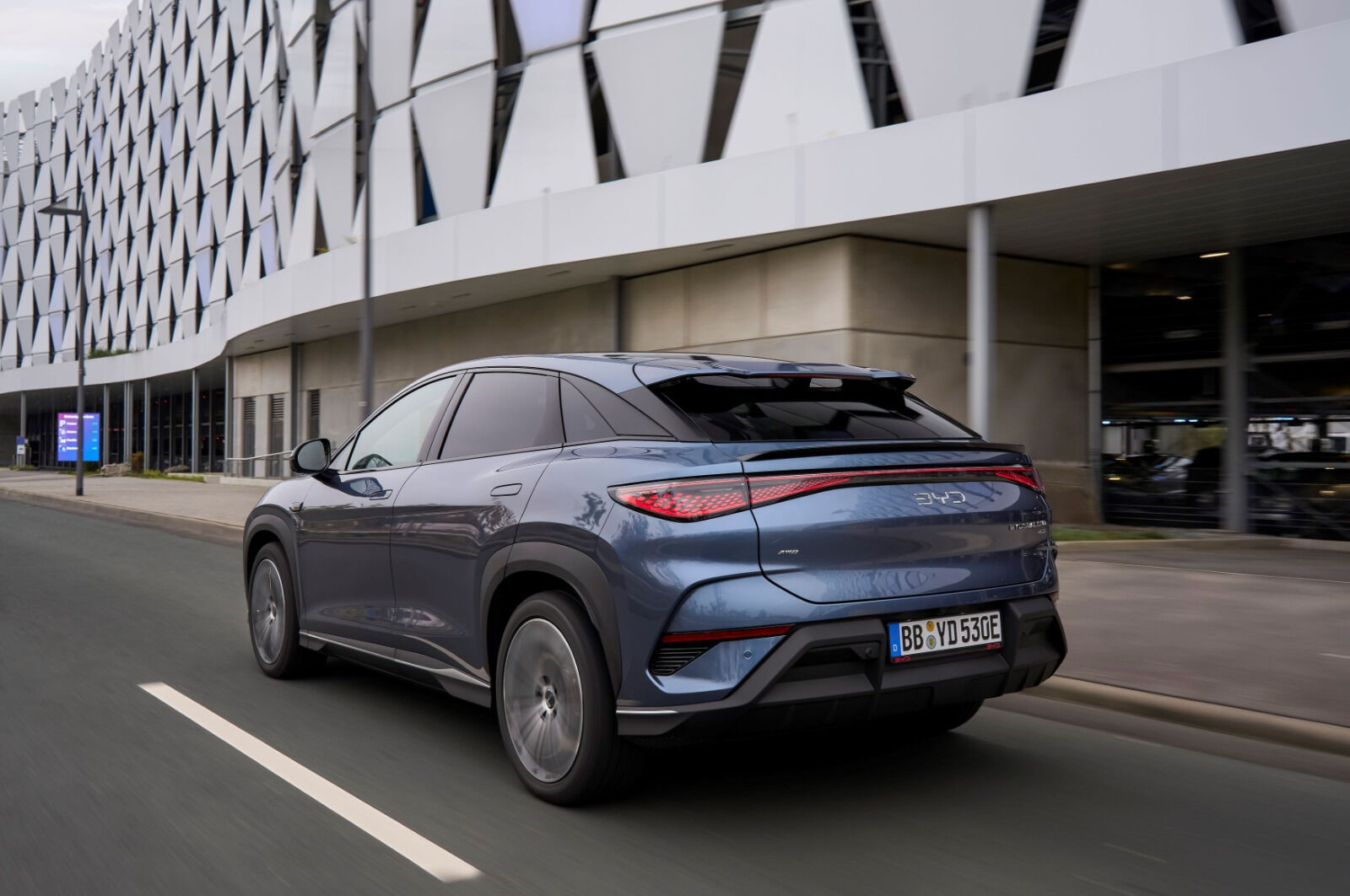 BYD Türkiye’de İki Yeni Elektrikli Otomobil Tanıttı! SEALION 7 ve ATTO 2 Fiyatları Belli Oldu