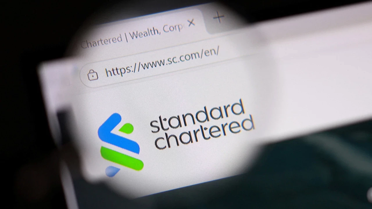 Standard Chartered altın tahminini 5.150 dolara çıkardı