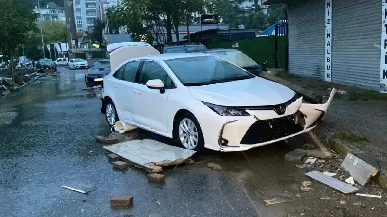Sel hasarlı araç ne yapmalı? Su baskınında zarar gören otomobil