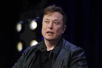 Elon Musk 2027’de Ay Yolculuğunu Hedefliyor