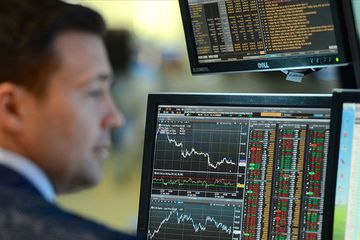 S&P 500 Tahminlerini Aşağı Çeken Kurumların Sayısı Artıyor