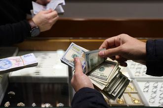 Döviz Mevduatlarında İki Haftada 3.2 Milyar Dolar Artış