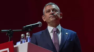 CHP’de “Mutlak Butlan” Krizi: Özgür Özel’in Önündeki 4 Kritik Seçenek