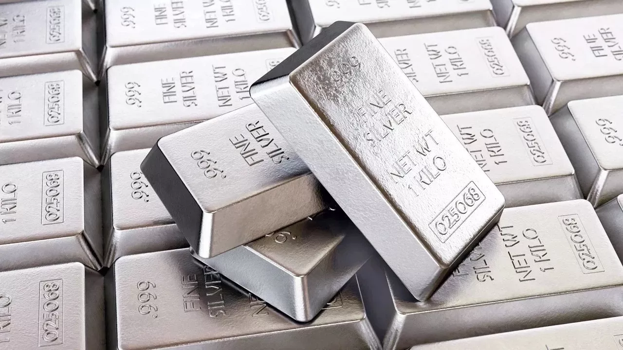 Gümüşte Sert Düşüş: Kayıp Yüzde 12’yi Aştı