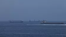 Hürmüz Boğazı Yeniden Kapatıldı: İran'dan Geçişleri Durdurma Kararı