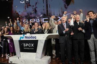 SpaceX Hisseleri İlk İşlem Gününü Yükselişle Tamamladı