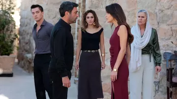 Uzak Şehir Son Bölüm İzle! Uzak Şehir 35. Bölüm Full HD Tek Parça İzleme Linki