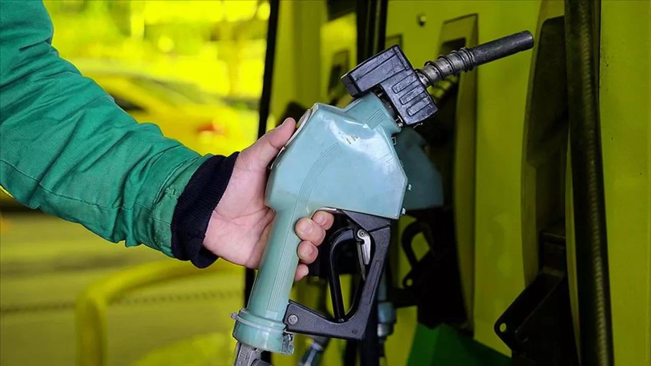 Motorine Zam Geliyor! Motorin Fiyatları Yeniden Artacak
