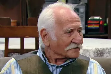 Arif Erkin Güzelbeyoğlu Kimdir, Öldü mü? Yabancı Damat’ın Memik Dedesiydi