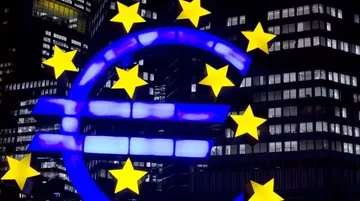 Euro Bölgesi’nde Tüketici Güven Endeksi Yükseldi