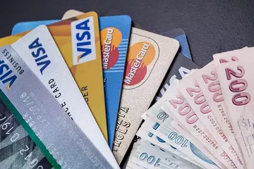 Kredi ve Kredi Kartı Borçları İçin Yapılandırma Belirsizliği: Bankalar Sessiz, Borçlular Beklemede