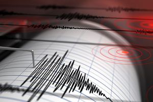 Balıkesir'de 6,1 Büyüklüğünde Deprem: İstanbul'da da Hissedildi