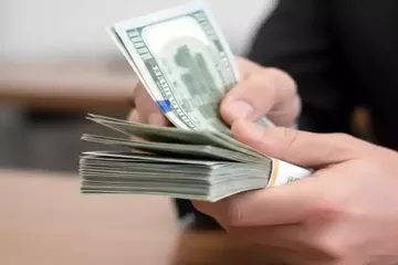 Milyarderler Borsada Frene Bastı: İşte Öne Çıkan İki Alternatif Yatırım
