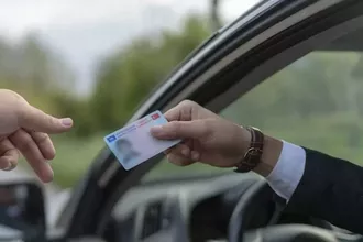 AYM’den Ehliyet Kararı: Aday Sürücülerin Belgesi Artık İptal Edilemeyecek