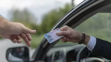 AYM’den Ehliyet Kararı: Aday Sürücülerin Belgesi Artık İptal Edilemeyecek