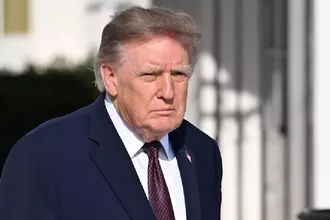 Trump Rusya Yaptırımlarını Askıya Alan Kararnameyi İmzaladı