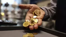 UBS Altın Fiyat Tahminini 400 Dolar Düşürdü!
